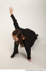 ANGELIA KNEELING POSE SITH